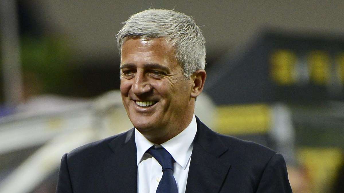 Lazio, Petkovic: "Se conquisteremo l'Europa, la onoreremo. Non capisco chi..."