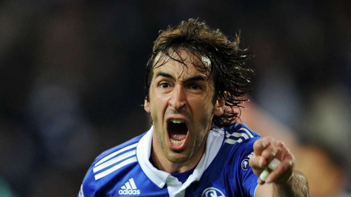 Schalke 04, a fine anno lascia Raul
