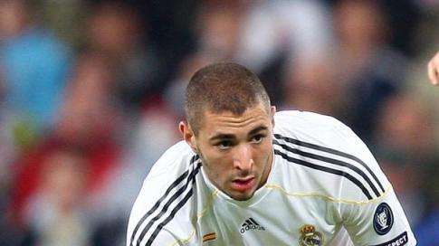 Real Madrid, Mou elogia Benzema