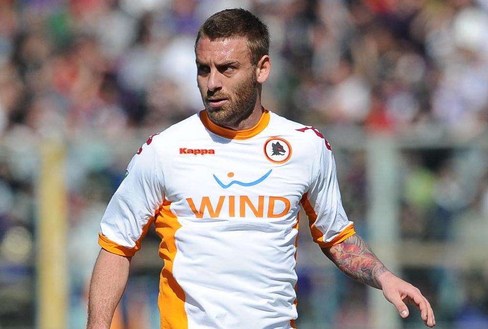 Roma, lo United non molla De Rossi