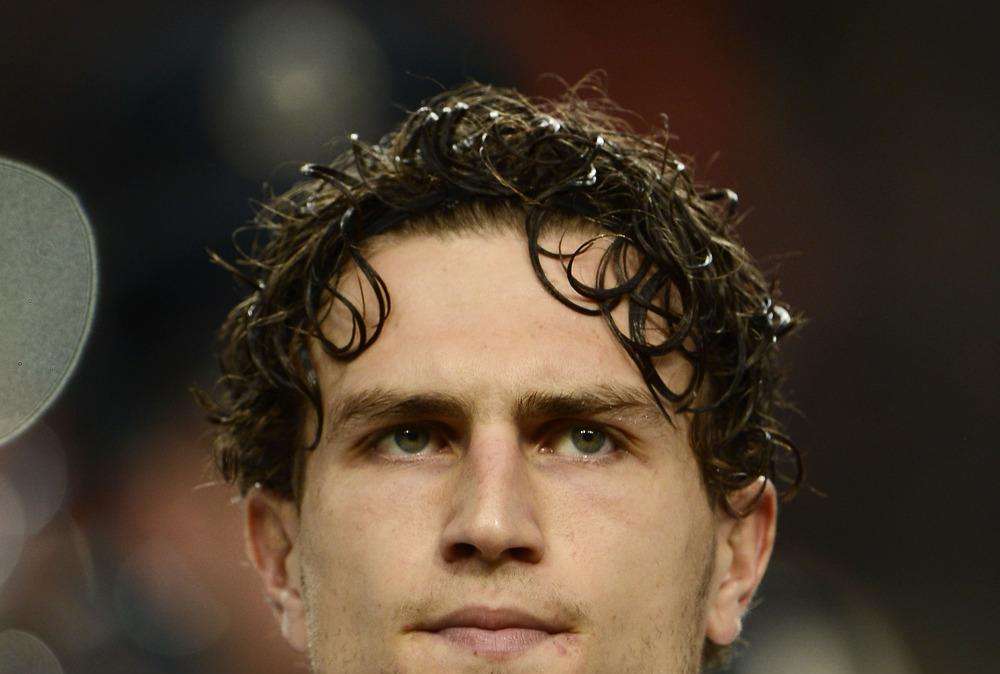 PSG, si punta Janmaat per sostituire Jallet