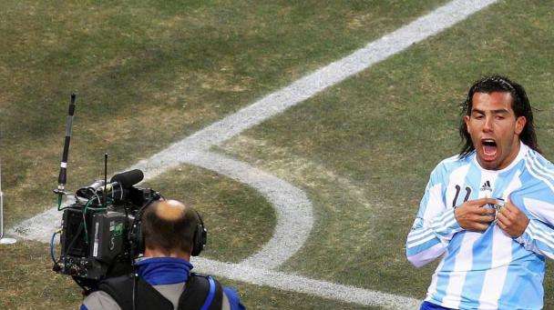 Milan, telenovela Tevez: il City apre al prestito