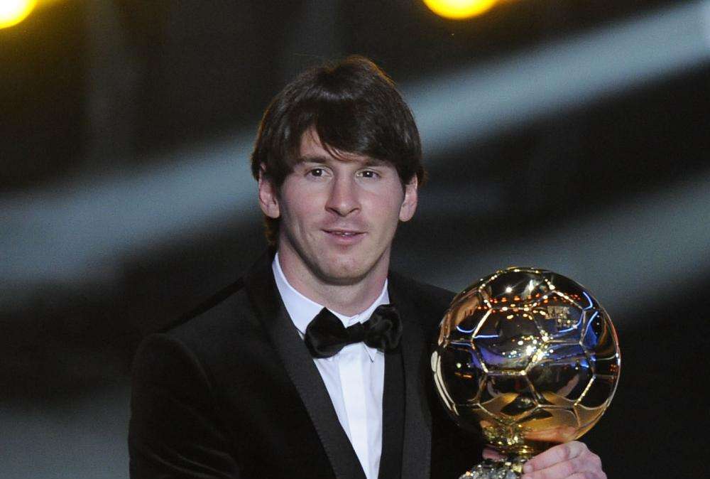 Barcellona, Messi e il Pallone d'oro: "Voterò Xavi-Iniesta"