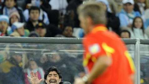 Maradona: "Contro il Barça il Milan è stato perfetto"