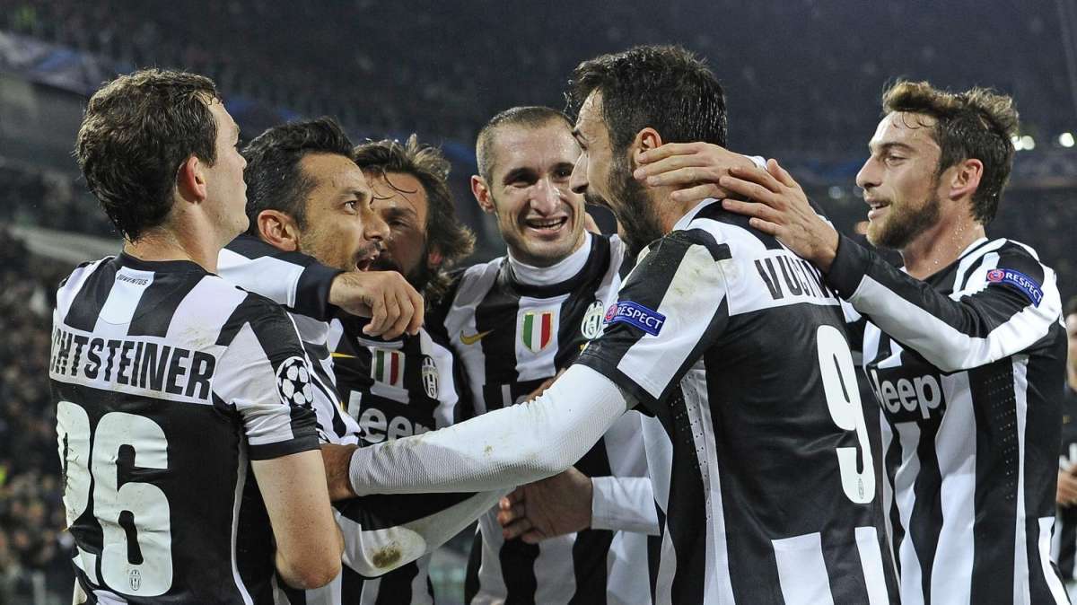 Pirlo frena: "Bisogna completare l'opera"