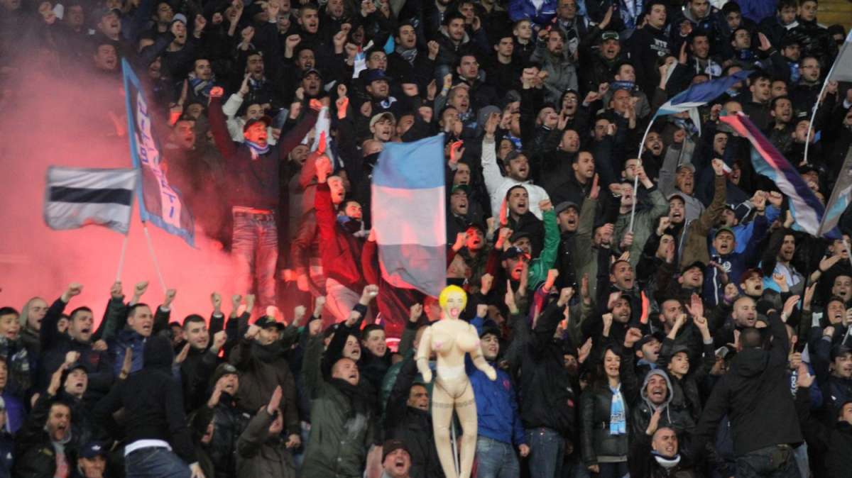 San Paolo a rischio squalifica. L'UEFA deciderà a dicembre