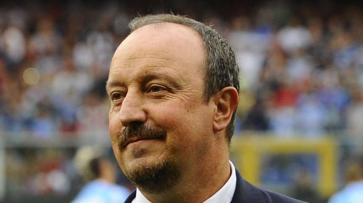 Napoli, Benitez: "Cedendo Cavani abbiamo migliorato la rosa"