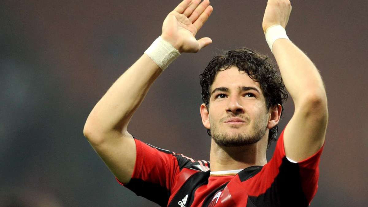 Milan, Pato su Leonardo: "Bisogna rispettare i sentimenti dei tifosi"