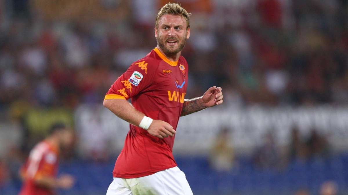 Roma, De Rossi torna in gruppo