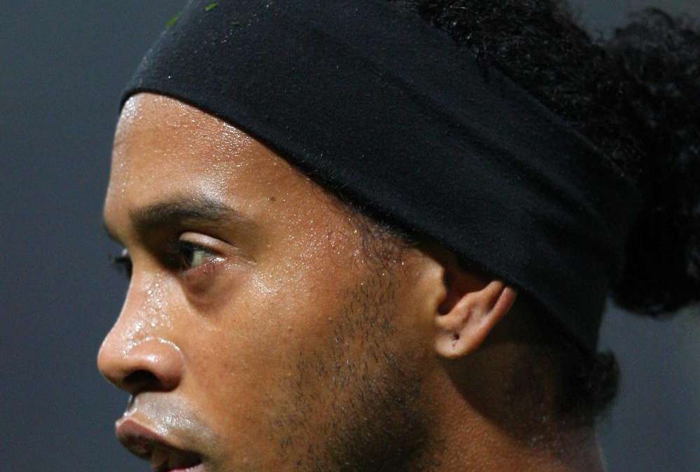 Milan, l'ex Ronaldinho dottore