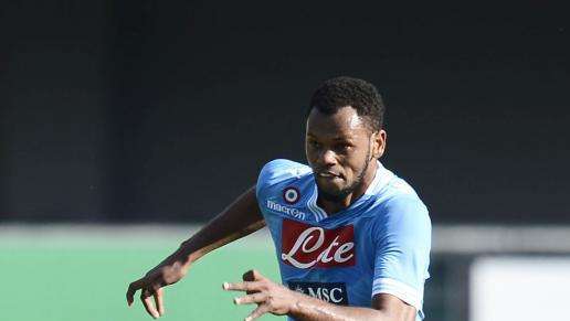 Porto, Rolando sulla via del ritorno da Napoli
