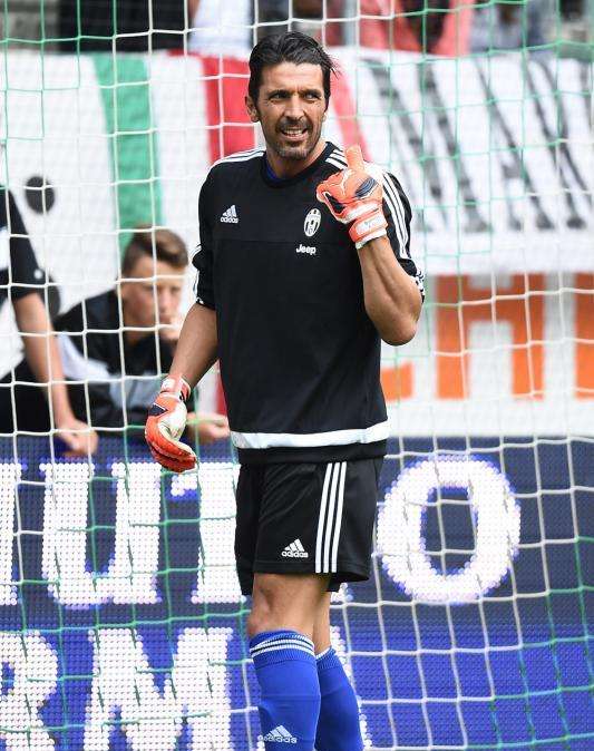 MANCHESTER CITY-JUVENTUS, LE PAGELLE: super Buffon, Mandzukic-Morata decisivi! Male Nasri e Sterling