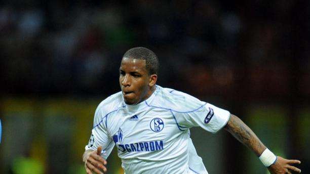 Napoli, De Laurentiis punta Farfan