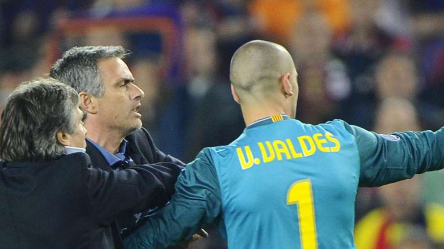 Barça, che tegola: Valdes fuori un mese e mezzo?
