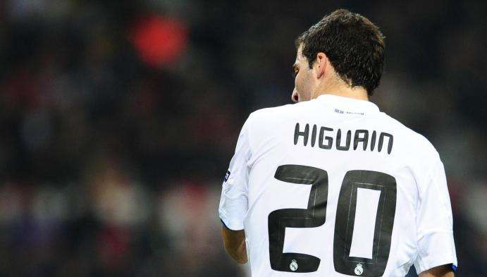 Chelsea, il Real rifiuta offerta offerta di 40 ml per Higuain