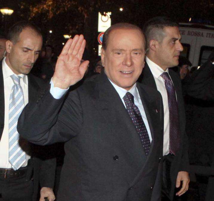 Milan, Berlusconi: "Tevez? Non è il mio tipo..."