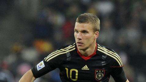 Arsenal, Podolski si avvicina