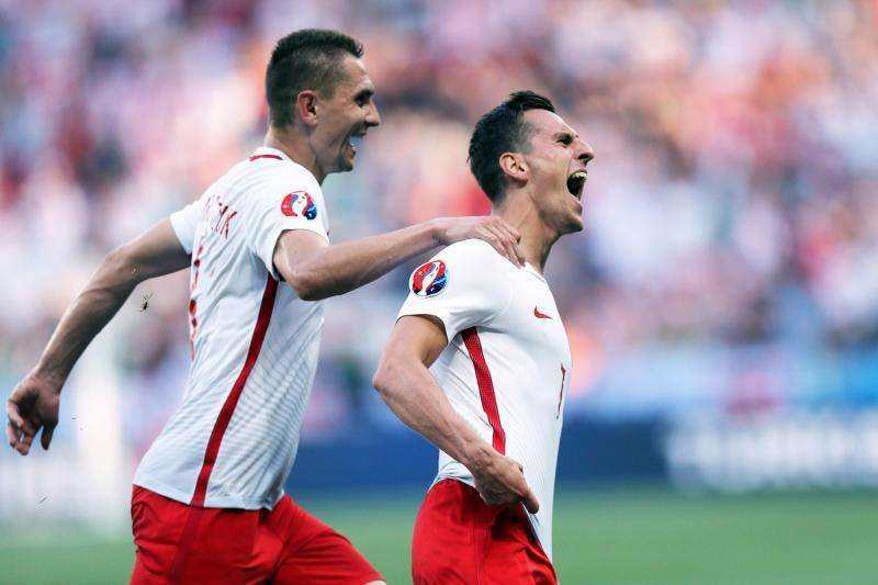 Calciomercato Napoli: Milik avvistato in città