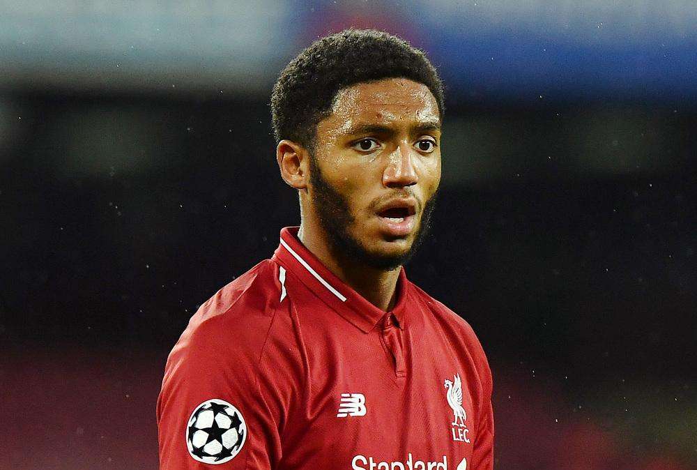 Liverpool, Joe Gomez nemmeno in panchina contro l'Ipswich: cessione in vista