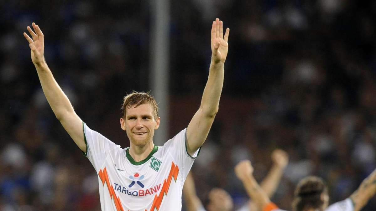 Werder Brema, sfida Arsenal-Schalke su Mertesacker