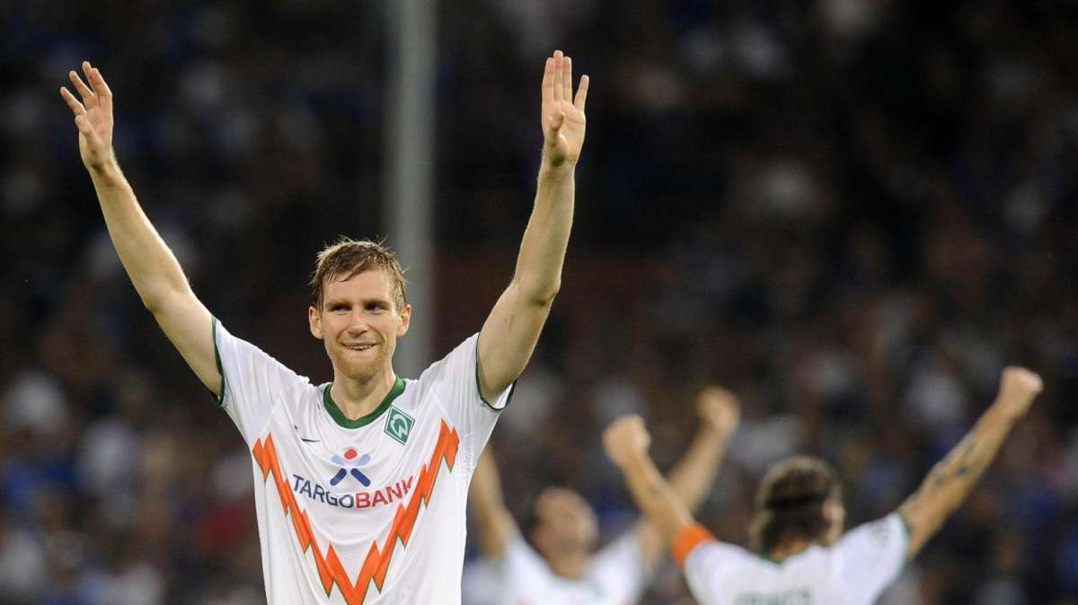 Werder Brema, Mertesacker apre alla Premier
