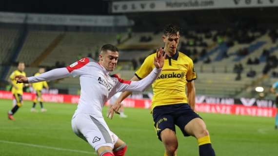 La Cremonese rallenta a Modena. 