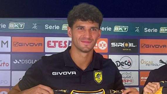 Juve Stabia senza Ruggero allo Zini: il Giudice Sportivo lo ferma, squalificato anche il vice Tarantino