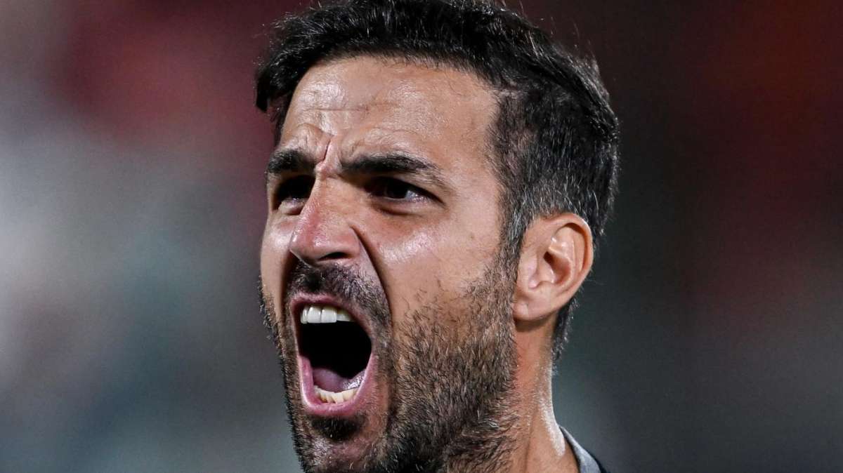 Como, Fabregas furioso dopo l’espulsione: “Decisioni esagerate, ci tolgono la possibilità di vincere”