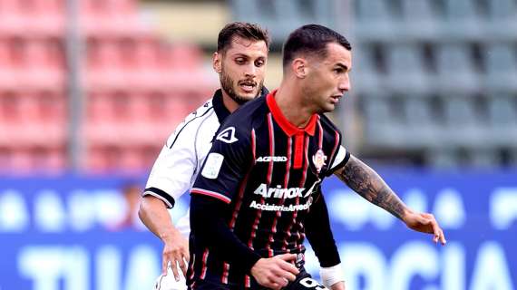 Bonazzoli: "Non guardiamo la classifica, pensiamo solo al Frosinone"