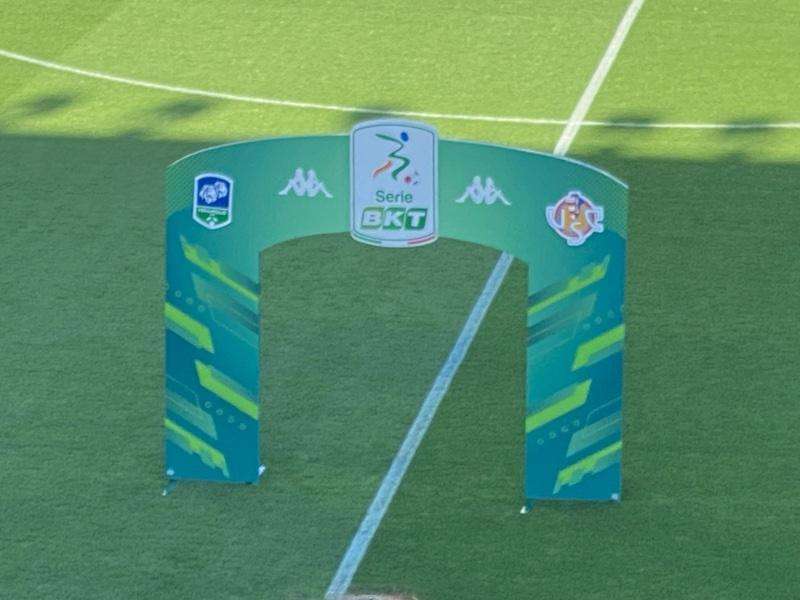 Stasera al San Nicola Bari-Cremonese aprirà la 32a giornata di serie B