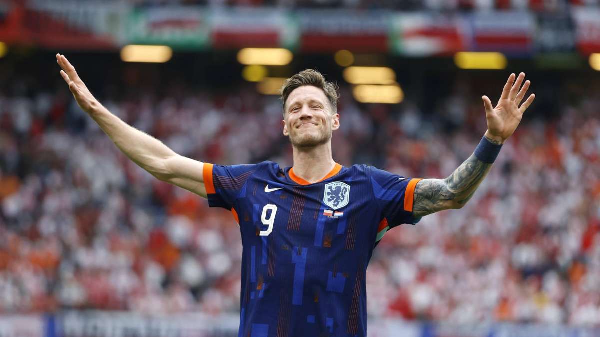Olanda, la punta Weghorst può tornare in patria: c'è l'Ajax