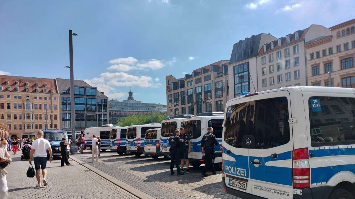 Incidenti prima di Olanda-Inghilterra, 26 arresti