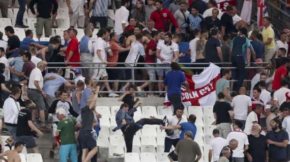 Tifosi: la tensione viaggia sul binario Inghilterra-Galles-Russia