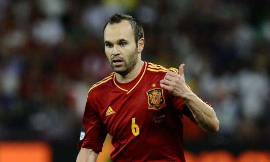 Spagna, Iniesta: "Non gioco per la gloria personale"