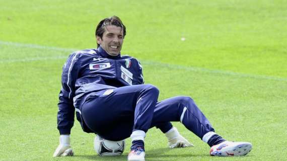 Italia, Castellacci su Buffon: "La spalla? Non è nulla di grave"