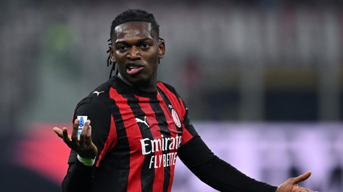 Milan, tegola Leao: costretto al cambio contro il Torino 