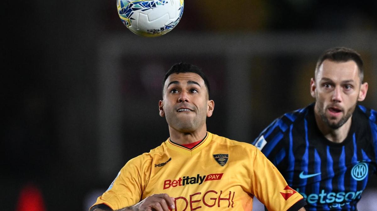 Serie A, le formazioni ufficiali di Lecce-Genoa: Cheddira vs Colombo