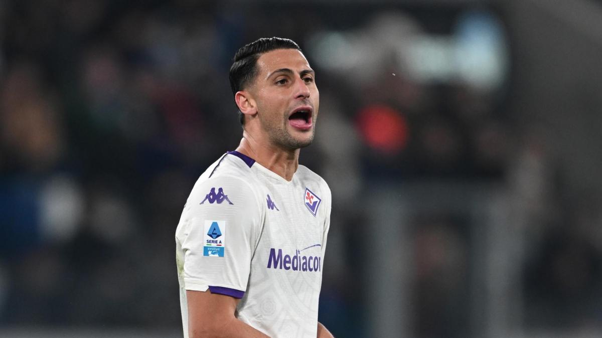 Fiorentina, Mandragora ko: il centrocampista è costretto al cambio