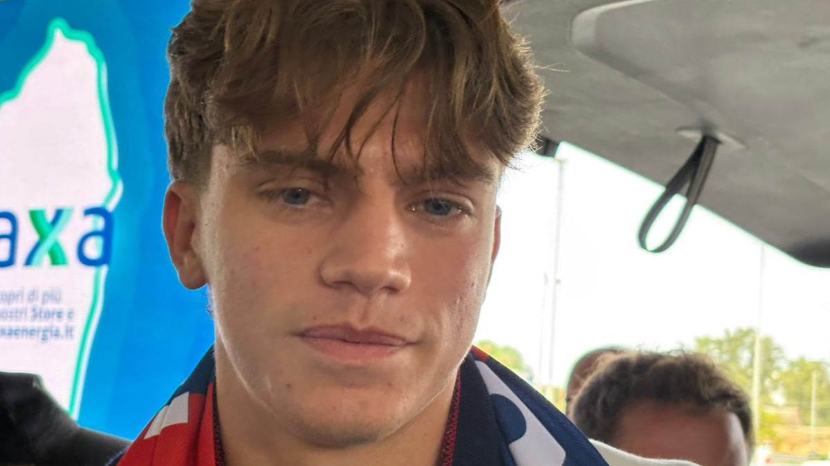 Palestra: “Da lento a freccia del Cagliari. Su FIFA? Mi tengo in panchina!”