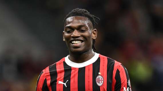 Milan - Leao: "Voglio fare più gol, ma non mi vedo giocare da 9"