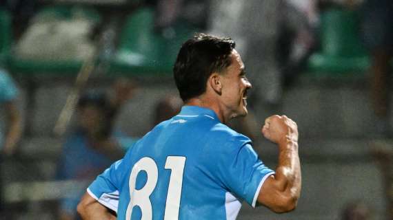 Le formazioni ufficiali di Napoli-Parma: Raspadori vertice d'attacco. Esordio per Kowalski 
