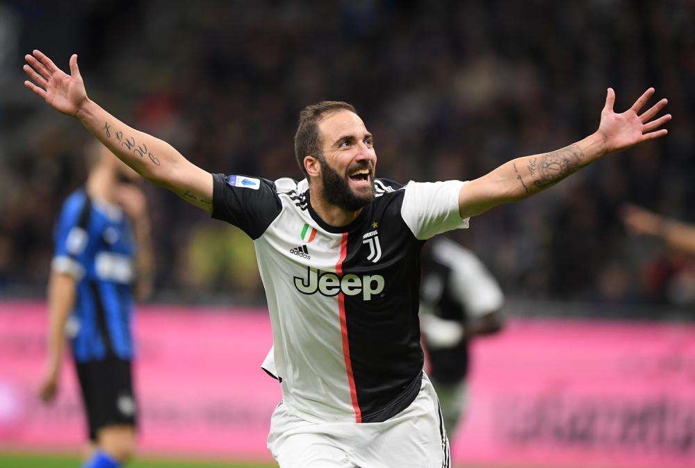 Fantacalcio, JUVENTUS-MILAN UN ANNO DOPO: HIGUAIN E LE DUE FACCE DELLA MEDAGLIA