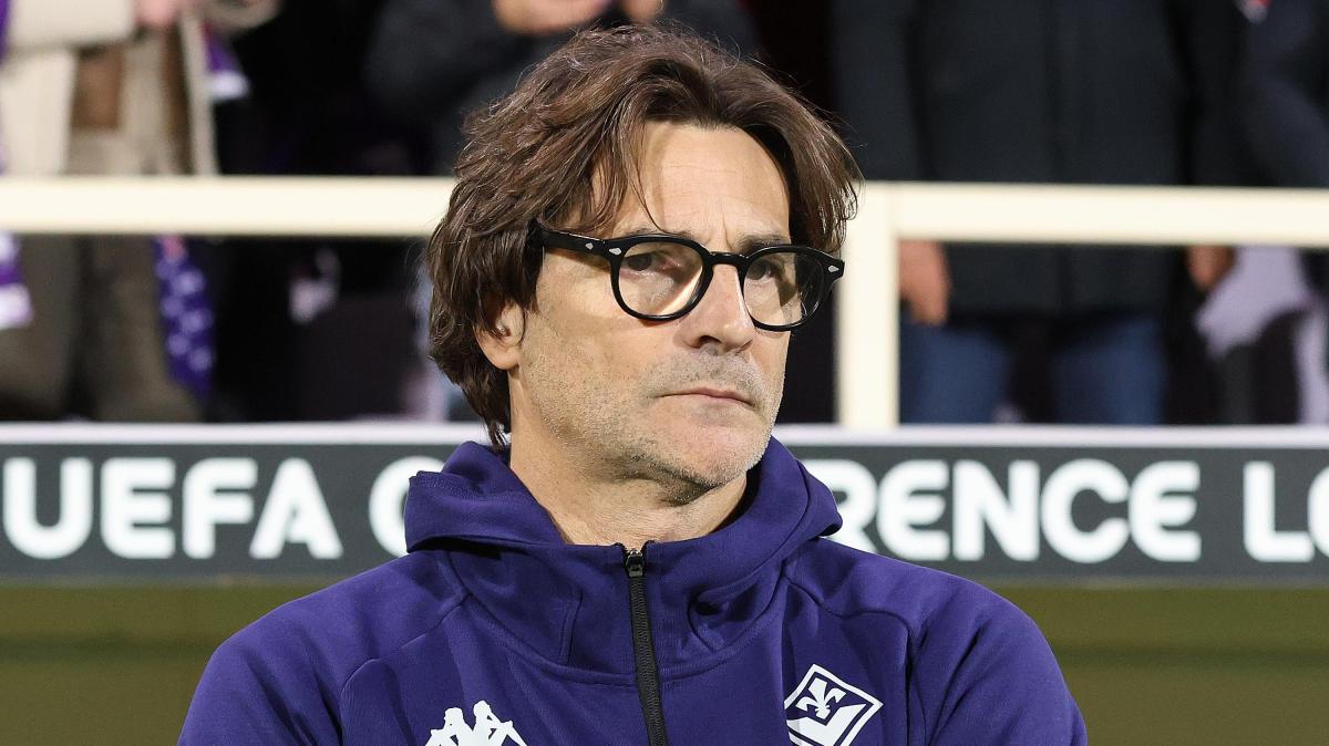 Fiorentina, Vanoli: "La difesa a quattro è qualcosa che ho in mente. Ecco come stanno Gosens e Gudmudsson"