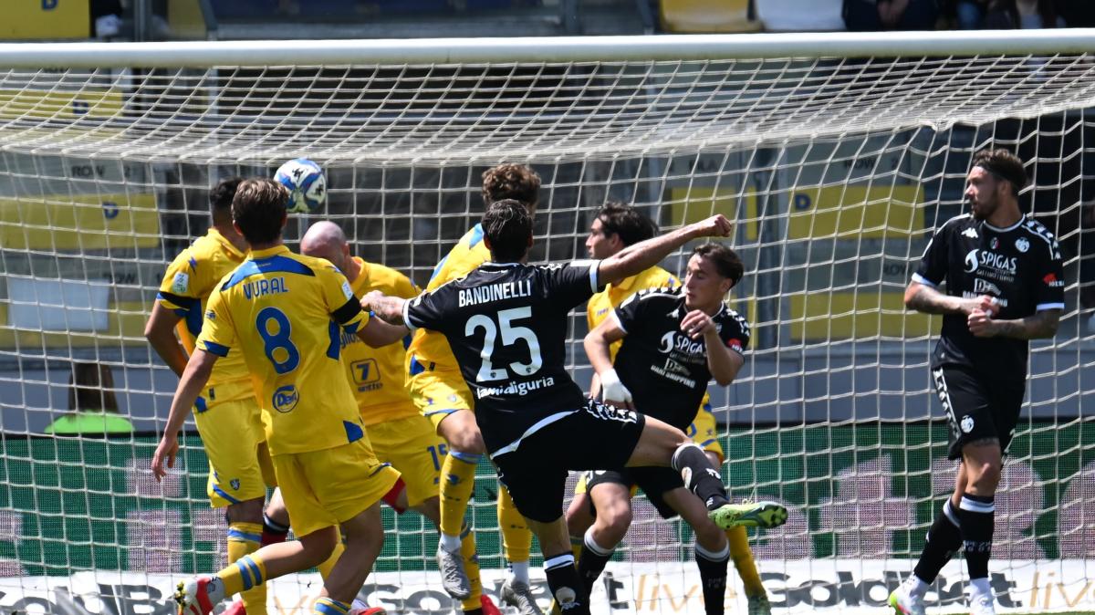 Serie B, le decisioni del Giudice Sportivo dopo la 31^ giornata: nessuno squalificato in Sudtirol-Frosinone