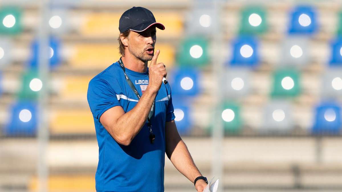 CALCIOMERCATO - Panchine di B: due club sulle tracce di Paci che piace anche al Frosinone