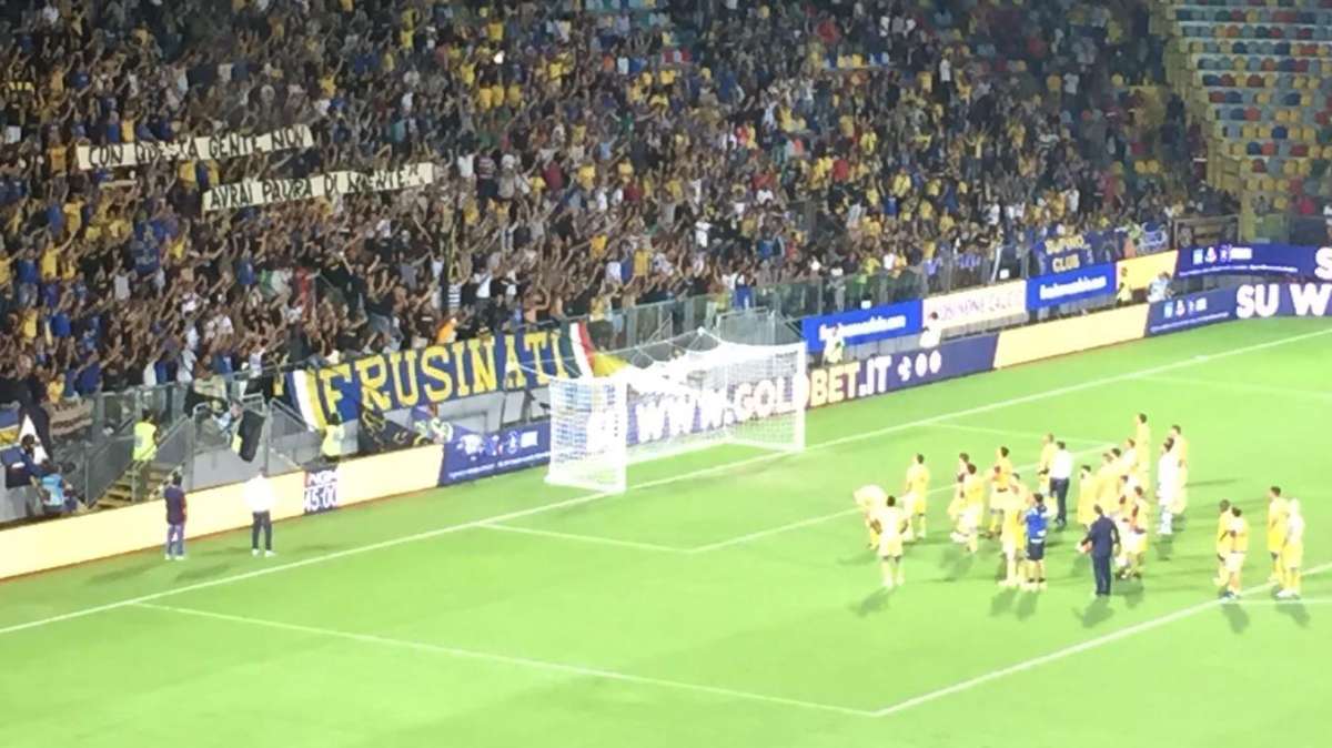 La squadra va sotto la Curva Nord dopo l'1-1 col Modena: ecco cos'è successo