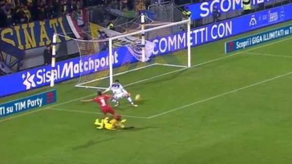 VIDEO - Simeone non fa paura a Sportiello: gran parata di collo sinistro
