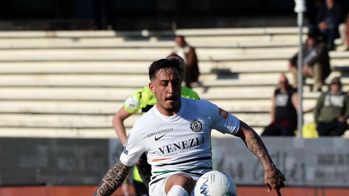 Frosinone-Venezia 1-2: il tabellino del match