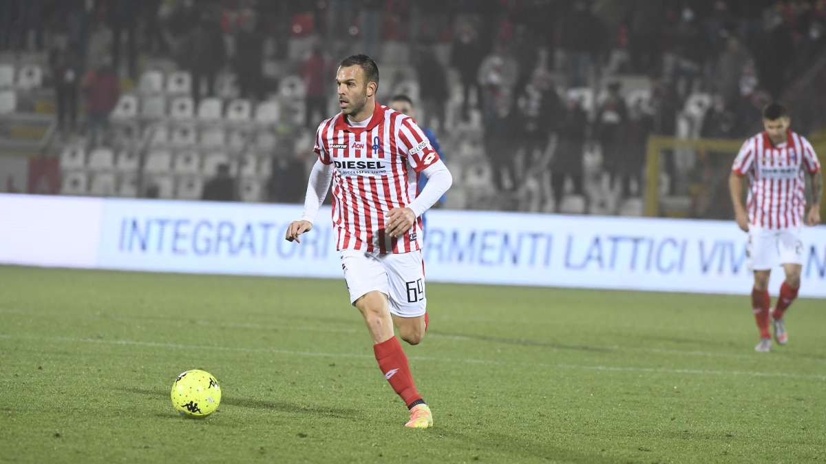 Vicenza, Brocchi ne convoca 21 per la gara di Frosinone: out Meggiorini