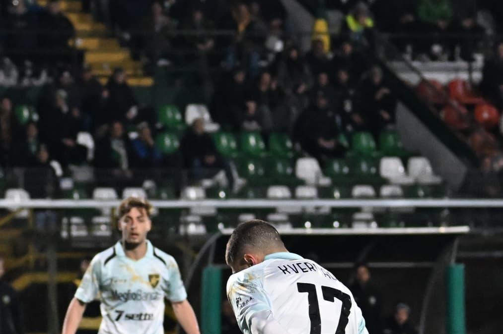 SALA STAMPA - Cichella: "Dopo la sconfitta col Venezia ci siamo detti di tornare a spingere da subito. Il gol? Lo dedico alla mia famiglia"